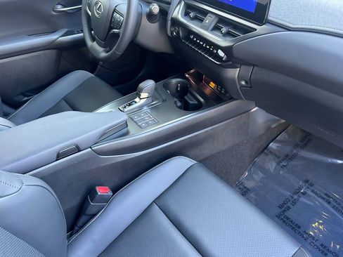 New 2026 Lexus UX 300h FWD image 26