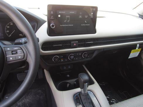 New 2026 Honda HR-V LX image 15