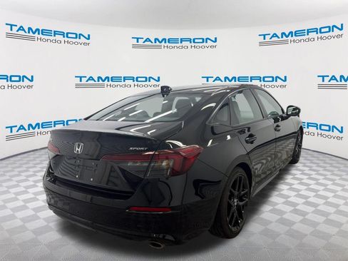 Used 2025 Honda Civic Sport image 5