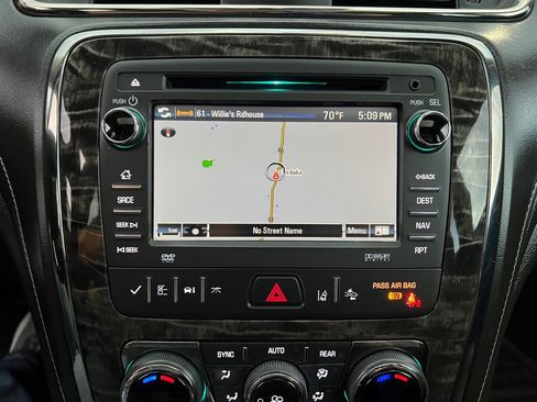 Used 2014 Buick Enclave Leather image 33