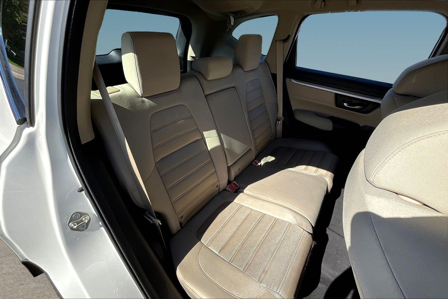 Used 2017 Honda CR-V LX image 24
