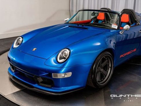 Used 1995 Porsche 911 Carrera RWD image 15