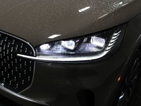 New 2026 Lincoln Aviator Reserve image 60