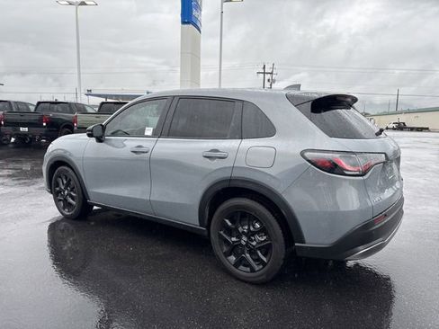 Used 2024 Honda HR-V Sport image 5