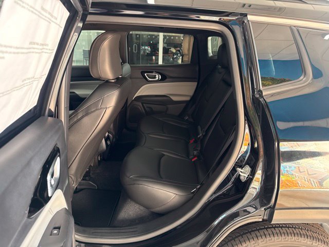 New 2026 Jeep Compass Limited AWD/4WD image 39