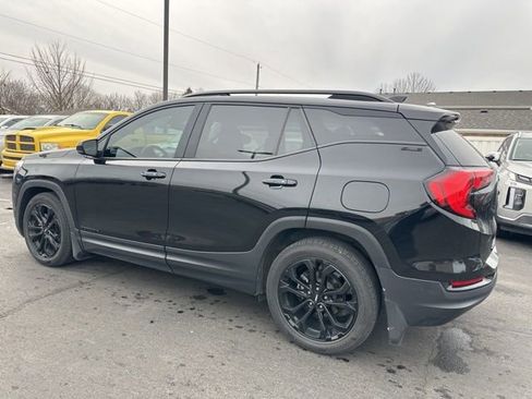 Used 2020 GMC Terrain SLE w/ Driver Convenience Package image 10