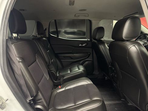 Used 2019 GMC Acadia SLT FWD image 30
