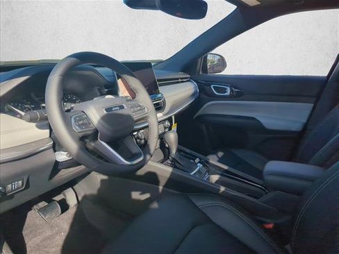 New 2026 Jeep Compass Limited image 2