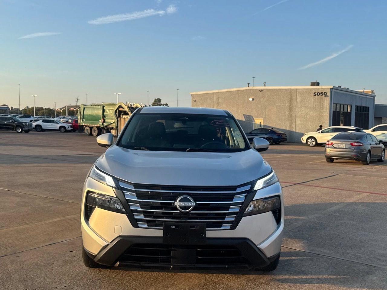 Certified 2024 Nissan Rogue SV AWD/4WD image 5
