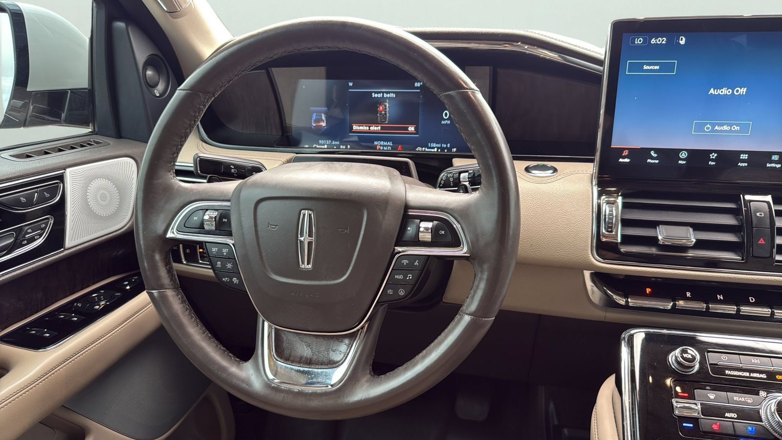 Used 2023 Lincoln Navigator L Reserve AWD/4WD image 12
