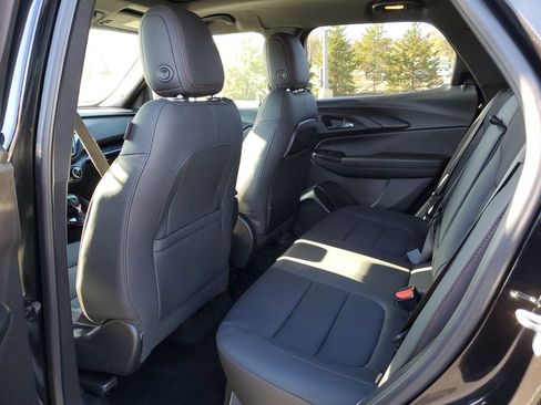 Used 2022 Chevrolet TrailBlazer RS w/ Sun and Liftgate Package image 23