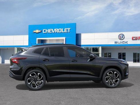 New 2026 Chevrolet Trax RS w/ Sunroof Package image 26