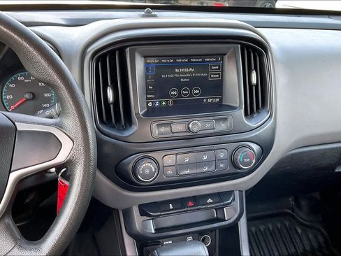 Used 2019 Chevrolet Colorado W/T w/ WT Convenience Package image 7