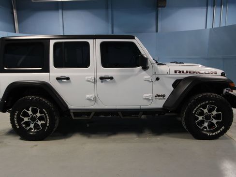 Used 2020 Jeep Wrangler Unlimited Rubicon AWD/4WD image 30