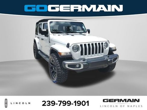 Used 2019 Jeep Wrangler Unlimited Sahara AWD/4WD image 5