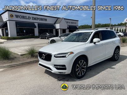 Used 2019 Volvo XC90 T5 Momentum w/ Multimedia Package