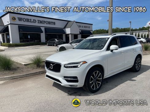 Used 2019 Volvo XC90 T5 Momentum w/ Multimedia Package FWD image 1