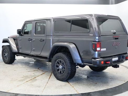 Used 2023 Jeep Gladiator Rubicon w/ Cold Weather Group AWD/4WD image 3
