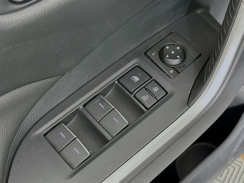 Used 2023 Toyota RAV4 XLE Premium image 14