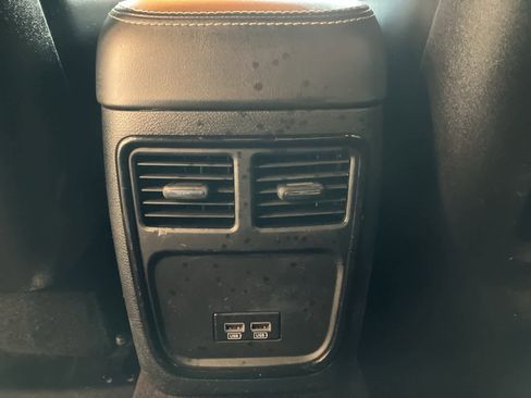 Used 2017 Chrysler 300 S image 24