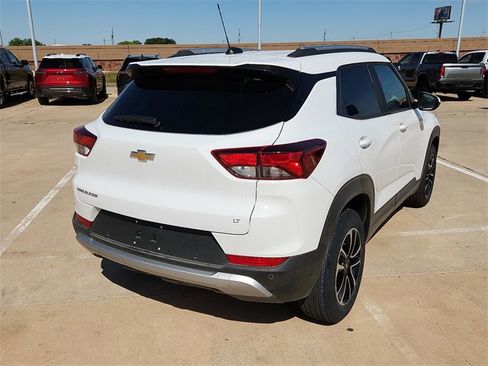 New 2025 Chevrolet TrailBlazer LT w/ Convenience Package image 4