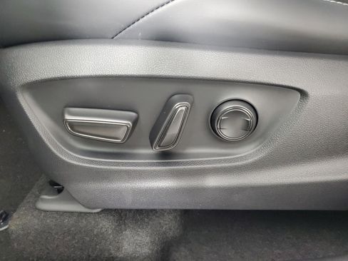 New 2026 Subaru Solterra Premium image 32