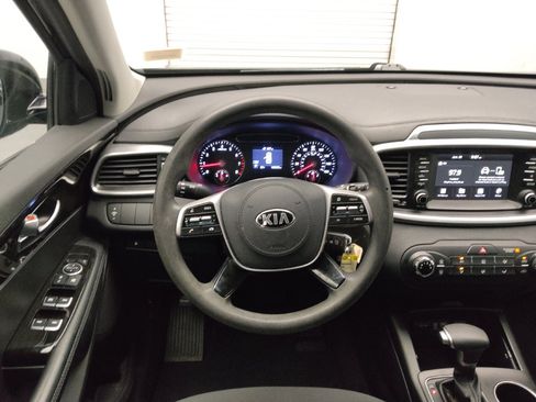 Used 2020 Kia Sorento L FWD image 22