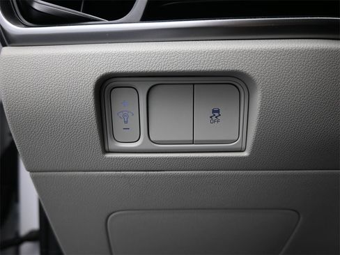 Certified 2025 Kia Sorento S image 34