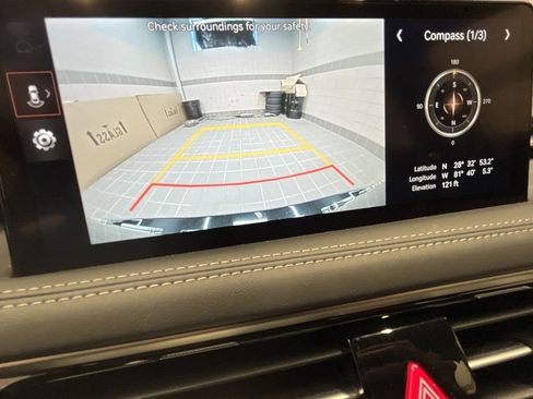 New 2025 Genesis G70 2.5T image 15