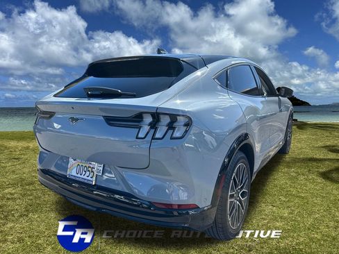 Used 2024 Ford Mustang Mach-E Premium image 8