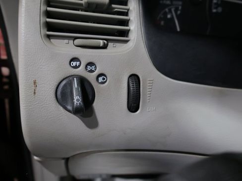 Used 2000 Ford Explorer XL image 21