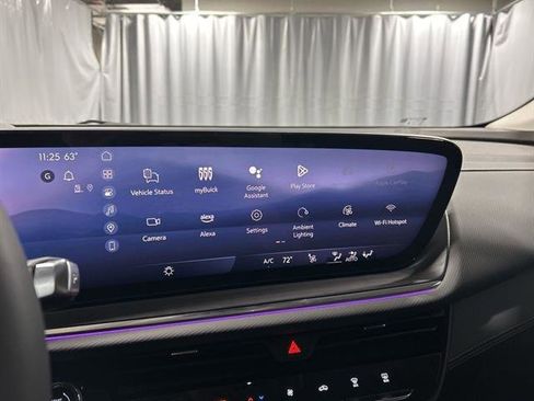 New 2025 Buick Envision Preferred image 30