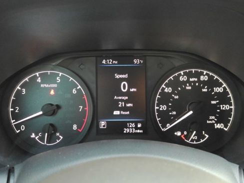 Used 2025 Nissan Altima 2.5 S FWD image 33