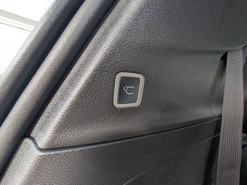 New 2026 Chrysler Voyager LX FWD image 43