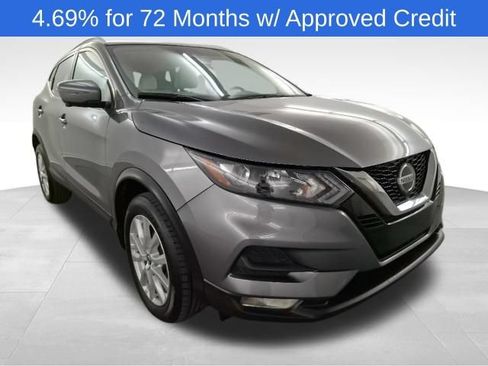 Used 2022 Nissan Rogue Sport SV w/ Technology Package FWD image 1
