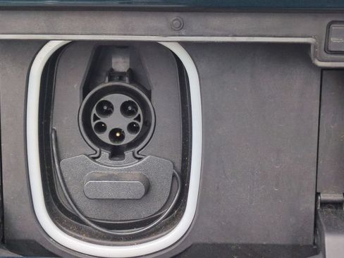 Certified 2024 Cadillac Lyriq Luxury RWD image 30