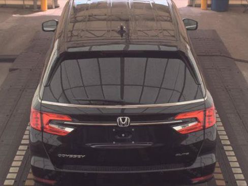 Used 2023 Honda Odyssey Elite image 8