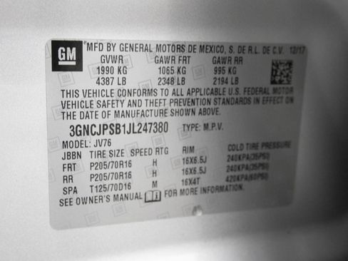 Used 2018 Chevrolet Trax LT w/ Sun & Sound Package AWD/4WD image 47