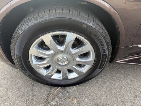 Used 2017 Buick Enclave Premium w/ Trailering Package image 12