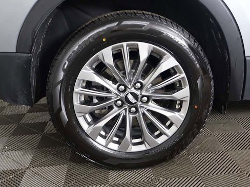 Used 2024 Cadillac XT4 Premium Luxury image 20