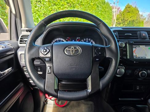 Used 2015 Toyota 4Runner TRD Pro image 19