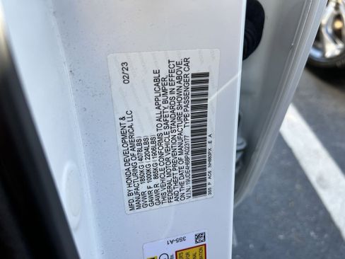 Used 2023 Acura Integra A-Spec image 32