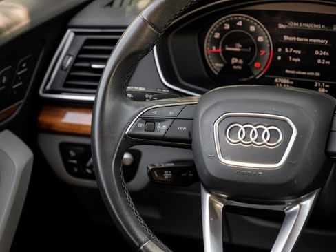 Used 2022 Audi Q5 2.0T Prestige w/ Prestige Package image 26