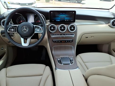 Used 2021 Mercedes-Benz GLC 300 image 19