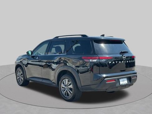 Used 2025 Nissan Pathfinder SV AWD/4WD image 5