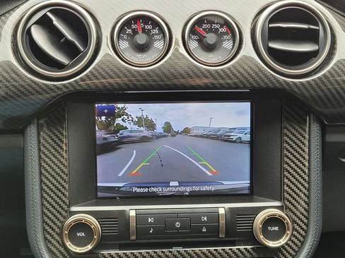 Used 2021 Ford Mustang Shelby GT500 w/ Technology Package RWD image 28