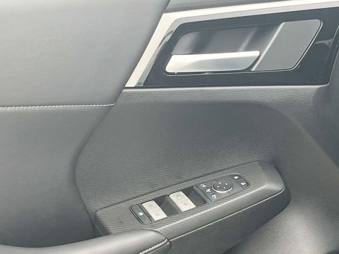 New 2026 Mitsubishi Outlander SE FWD image 12