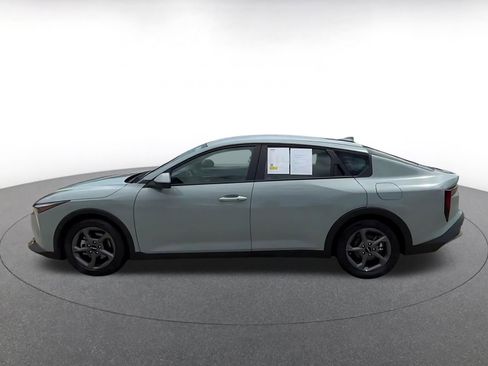 Used 2025 Kia K4 FWD image 8