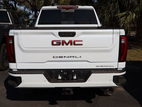 New 2026 GMC Sierra 2500 Denali w/ Denali Reserve Package image 3