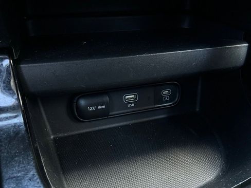 Used 2025 Kia Seltos S image 26